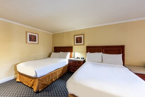 Hotel Stanford