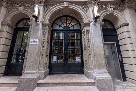 Hotel Stanford - Image 2