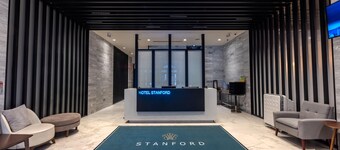 Hotel Stanford