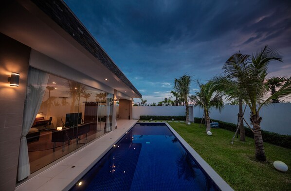 Honeymoon Villa, Private Pool, Pool View | 1 bedroom, Egyptian cotton sheets, premium bedding, down duvets - Angkor Rendezvous (Siem Reap)