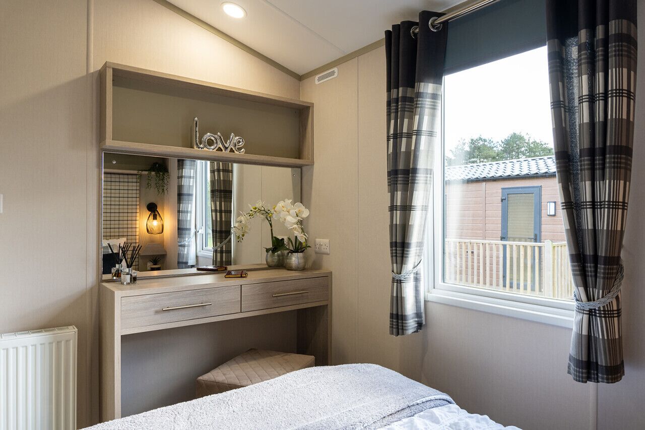 2 Schlafzimmer, Schreibtisch, Bügeleisen/Bügelbrett, kostenloses WLAN