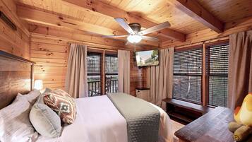 2 Schlafzimmer, Schreibtisch, Bügeleisen/Bügelbrett, Reisekinderbett