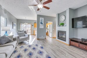 Apartment (3 Bedrooms) | Front of property