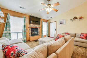 House (3 Bedrooms) | Interior - Downtown Williams Home: Walk to Shops & Dining! (Williams)