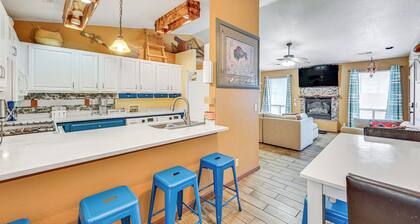 Downtown Williams Home: Walk to Shops & Dining!