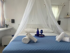 1 bedroom, WiFi, bed sheets - Mykonos Orange Nest - Sea View Escape (Tourlos)