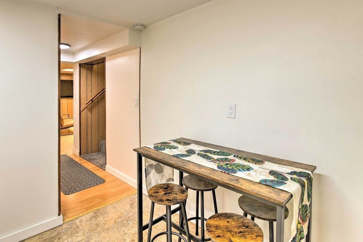 House, 3 Bedrooms | Dining