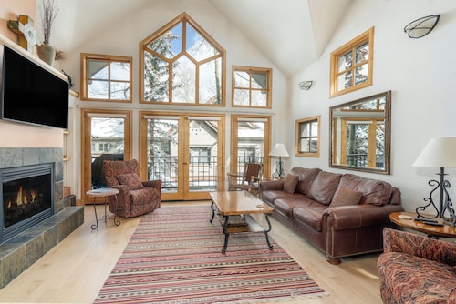 Aspen Ridge 32 - 2 bedroom 2 Townhouse by Alpine Lodging Telluride