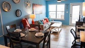 Apartment, 2 Bedrooms | Living area