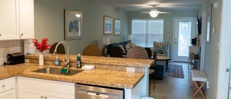 Apartment, 2 Bedrooms | Interior