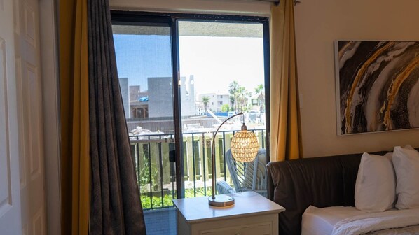 Condo, 2 habitaciones | 2 habitaciones, tabla de planchar con plancha y wifi gratis