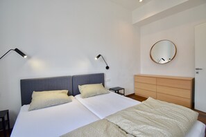 2 slaapkamers, een strijkplank/strijkijzer, wifi, beddengoed