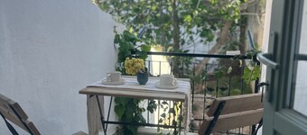 Kidoni Macaron Guesthouse