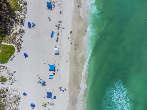 Pelican Place at The Nautilus · Tennis & Pickleball · Steps to Beach