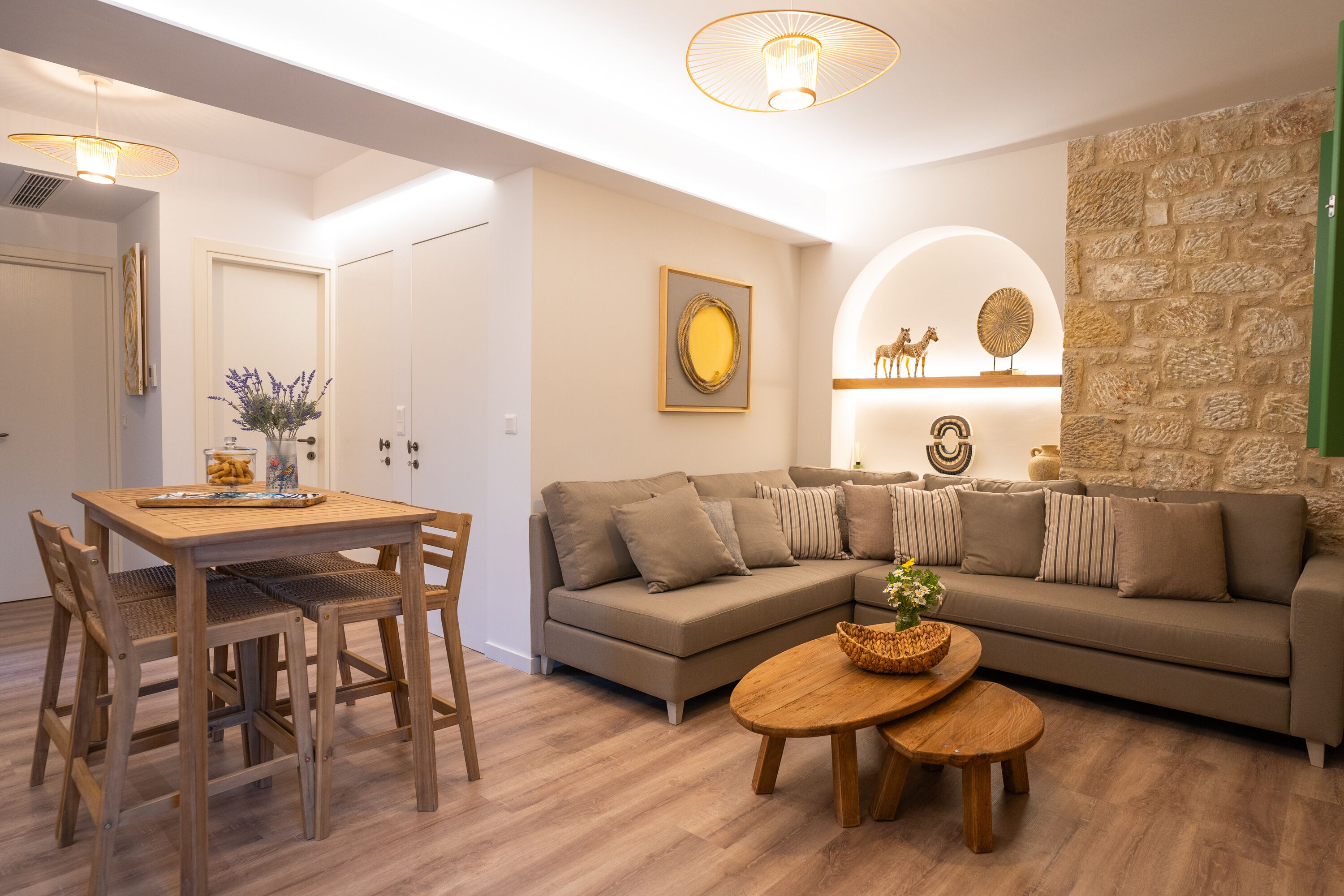 Elite Apartment | Living area | Netflix, streaming services