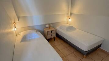 Desk, iron/ironing board, travel crib, WiFi