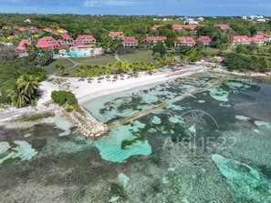 Una playa cerca