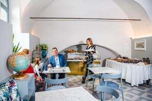 Petit déjeuner buffet compris tous les jours