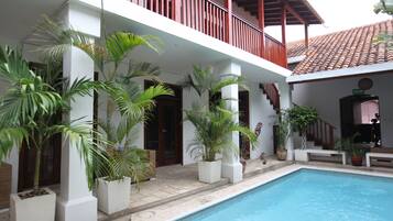 Alberca al aire libre