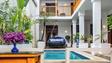 Mặt tiền nơi lưu trú