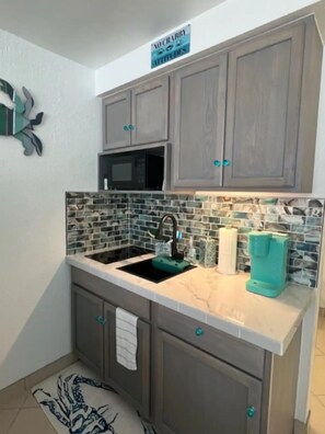 Fridge, microwave, stovetop, dishwasher - Newly Remodeled Beach View Condo

 (Daytona Beach)