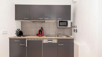 Microwave, stovetop, dishwasher