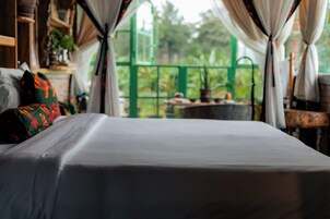 Deluxe Double Room | Hypo-allergenic bedding, free WiFi, bed sheets