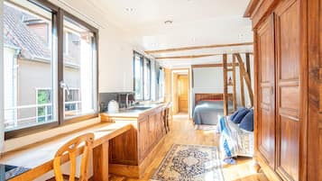 1 slaapkamer, een strijkplank/strijkijzer, gratis wifi