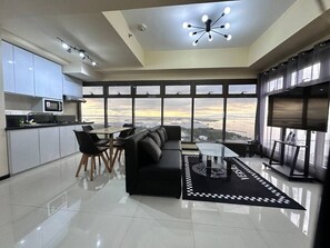 Living area - The Horizon @ The Radiance Manila Bay

 (Pasay)