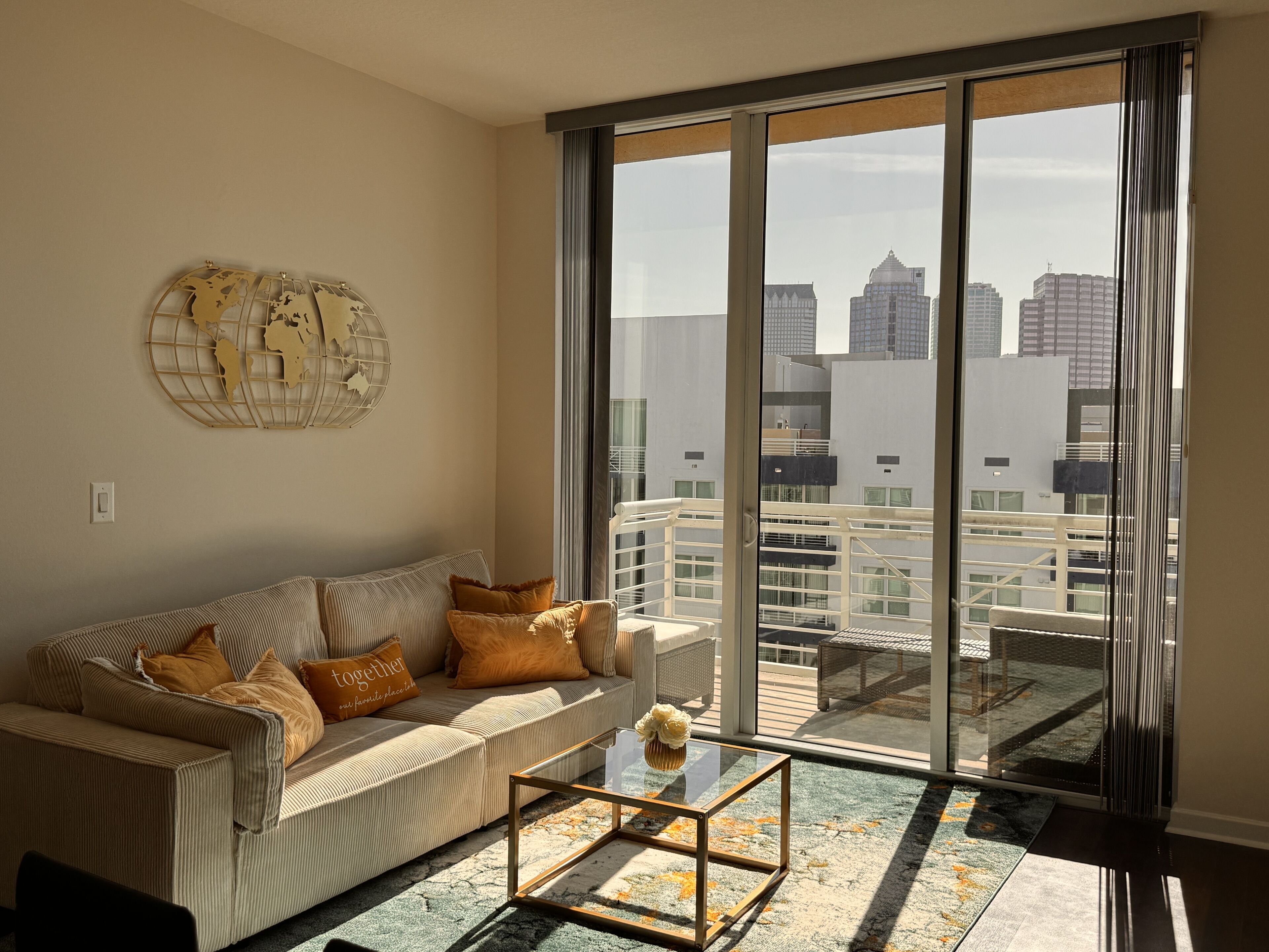 Penthouse living 2 Bed 2 Bath with GYM and POOL , WALKABLE . Channelside  !
