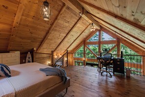 4 soverom, skrivebord, strykejern/-brett og wi-fi (inkludert)