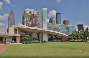 Exterior - Luxury Family Getaway Nearby Trilith Studios (Fayetteville)