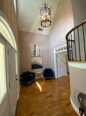 Interior - Luxury Family Getaway Nearby Trilith Studios (Fayetteville)