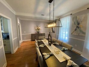 Dining - Luxury Family Getaway Nearby Trilith Studios (Fayetteville)