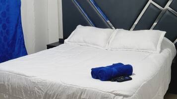 Habitación económica | Wifi gratis y ropa de cama