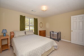 3 bedrooms, iron/ironing board, travel crib, WiFi