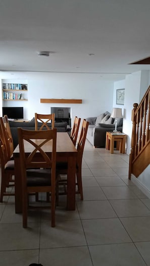 Deluxe Cottage, 3 Bedrooms, Sea View | Interior detail - Cottages at the Lugger (Truro)