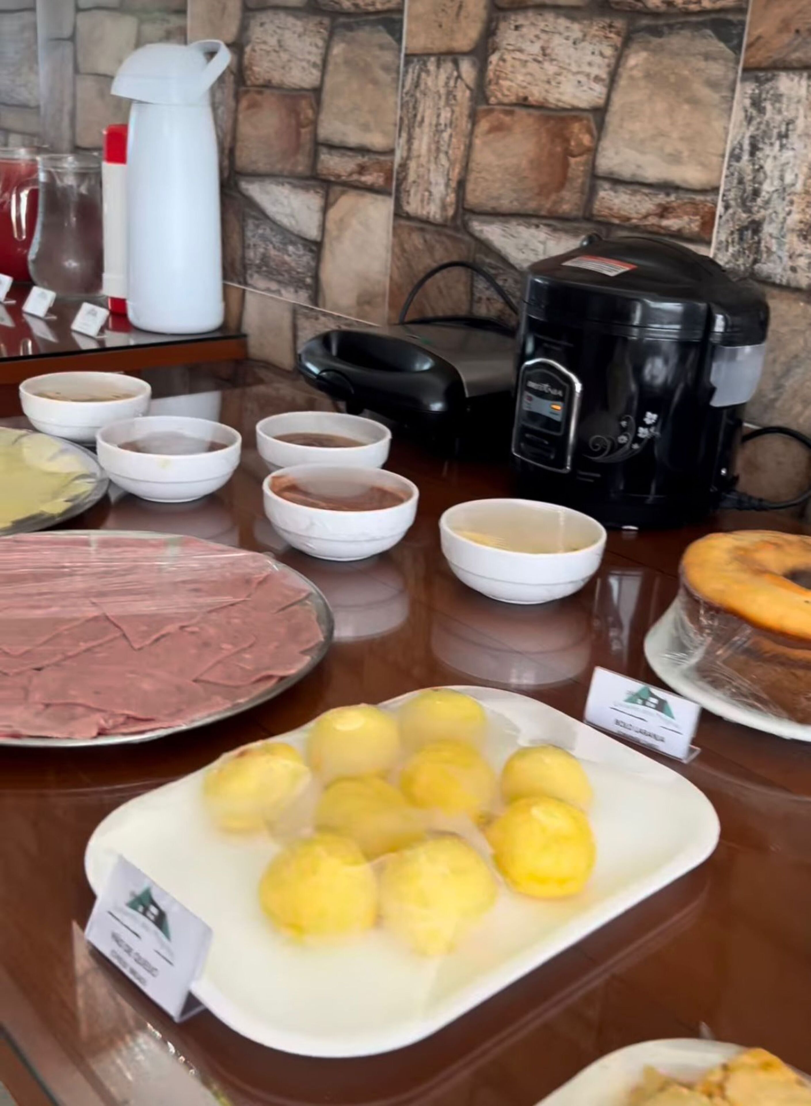 包含每日全套早餐