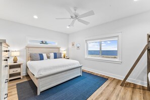 4 bedrooms, iron/ironing board, free WiFi, bed sheets - Angler's Nook: Stunning Beachfront Home, Private Pool, Pet-Friendly, Sleeps 12 (Indian Pass)