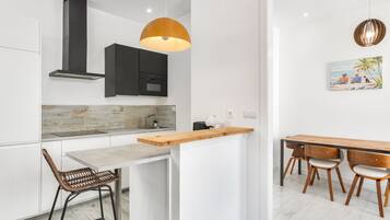 Private kitchenette