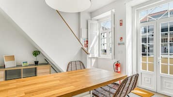 Comfort Duplex | In-room dining