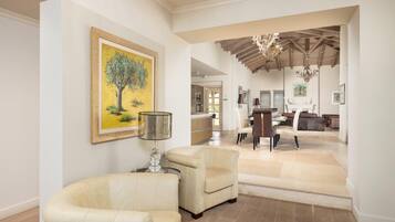 TV, fireplace, DVD player