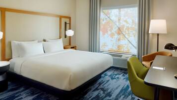 Desk, free cots/infant beds, free WiFi, bed sheets