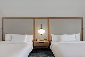 Meja kerja, tempat tidur bayi gratis, Wi-Fi gratis, dan seprai linen