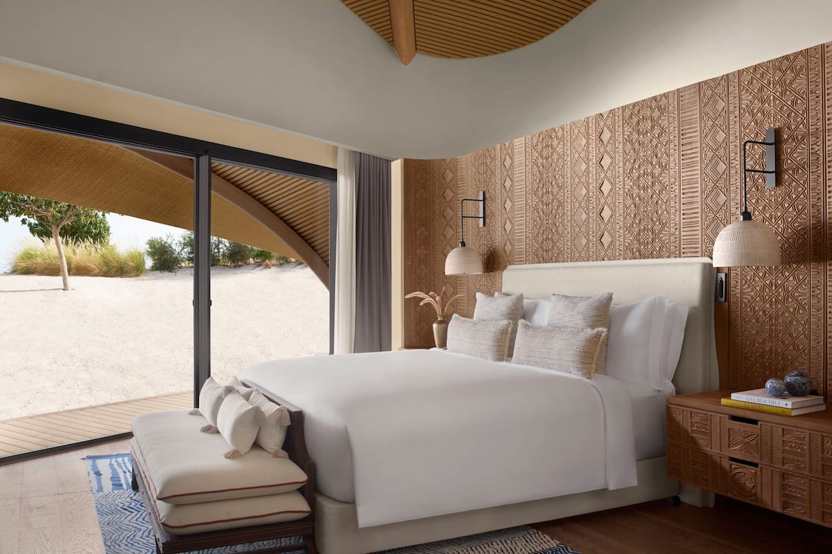 Royal Villa, 3 Bedrooms, Private Pool, Sea View | Premium bedding, down comforters, pillowtop beds, minibar