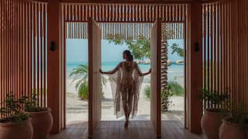 Couples treatment rooms, sauna, steam room, Turkish bath