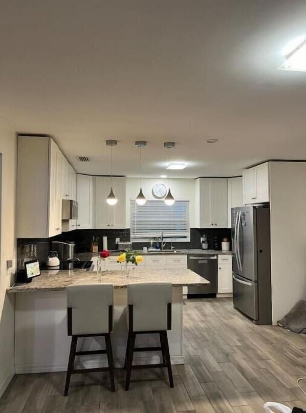 Fridge, microwave, oven, stovetop
