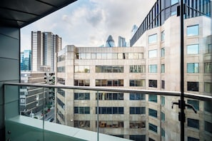 Superior Apartment, 1 Bedroom, Balcony | Hypo-allergenic bedding, in-room safe, iron/ironing board, bed sheets - Wilde Aparthotels London Liverpool St.  (London)
