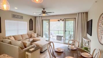 智能电视、壁炉