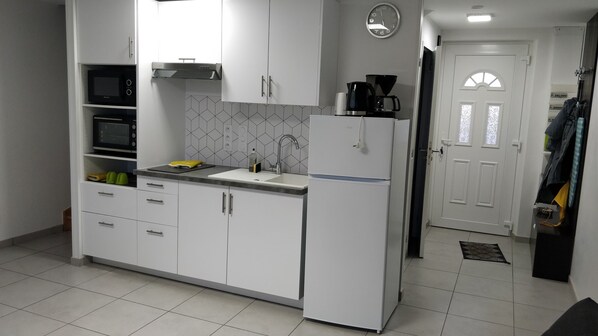 Microwave, oven, stovetop